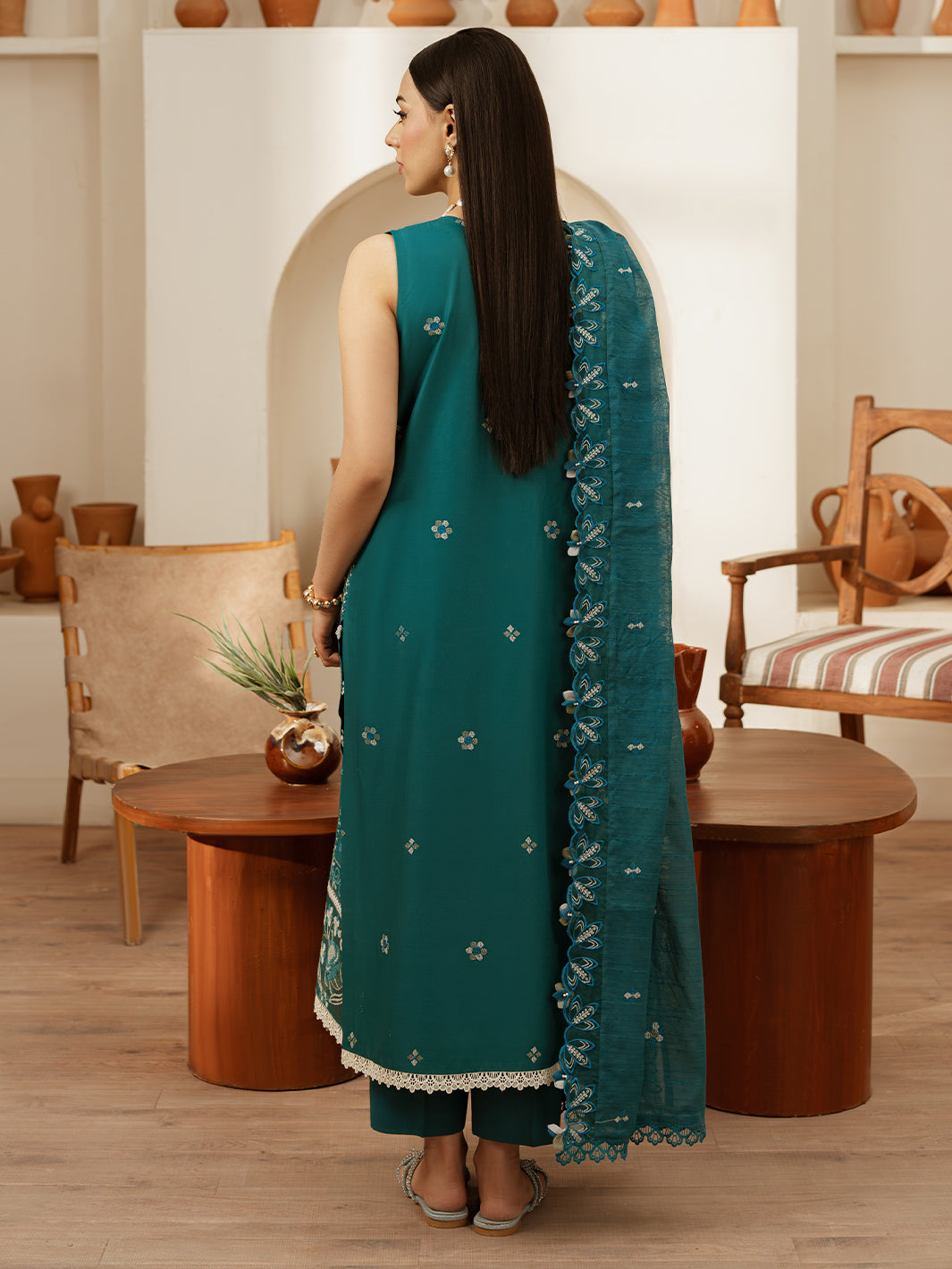 Mahnur | Florence Luxury Lawn 25 | LANA -  Mahnur Ladies Clothes - Original Designer Dress - House of Maryam