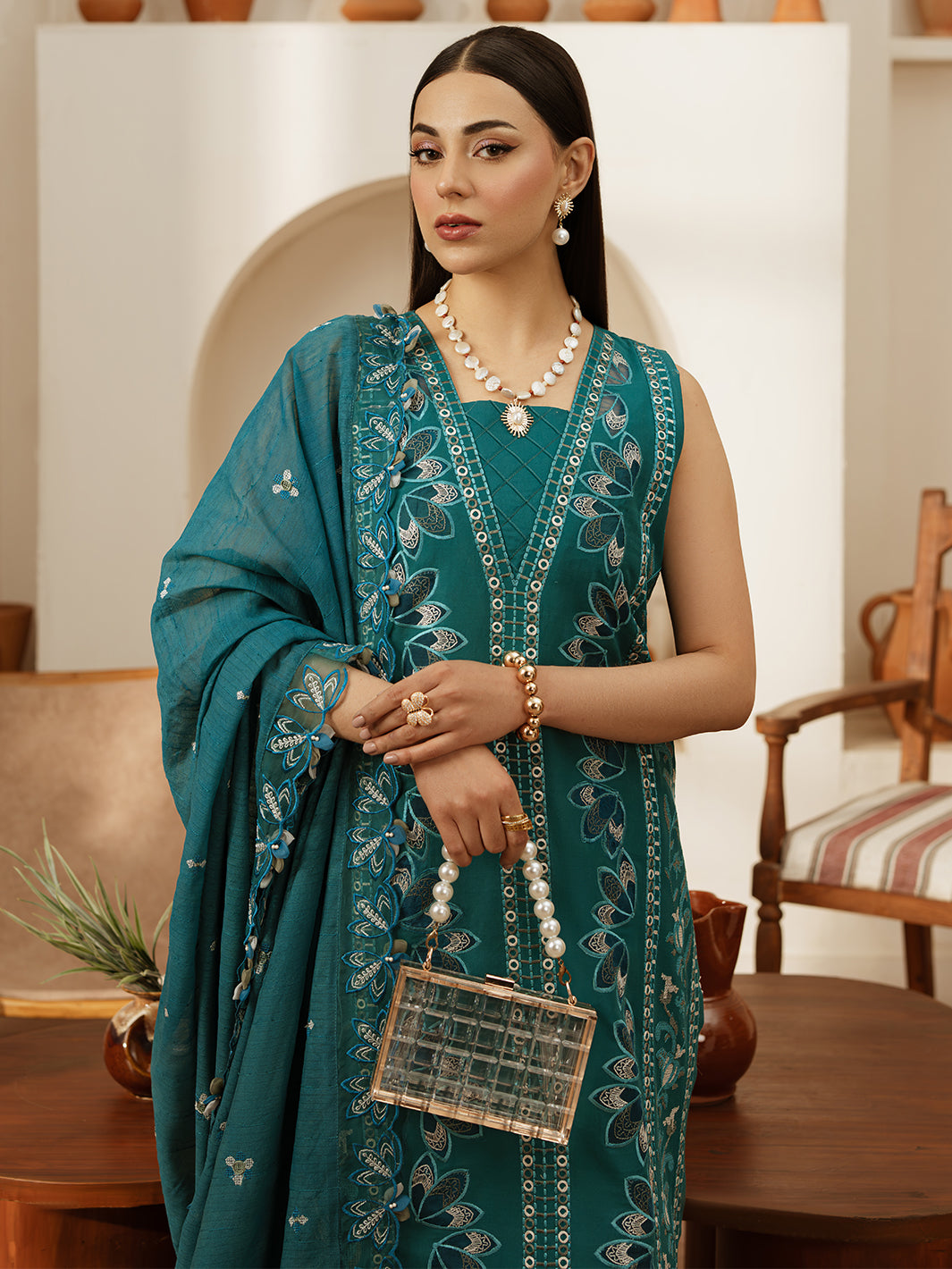 Mahnur | Florence Luxury Lawn 25 | LANA -  Mahnur Ladies Clothes - Original Designer Dress - House of Maryam