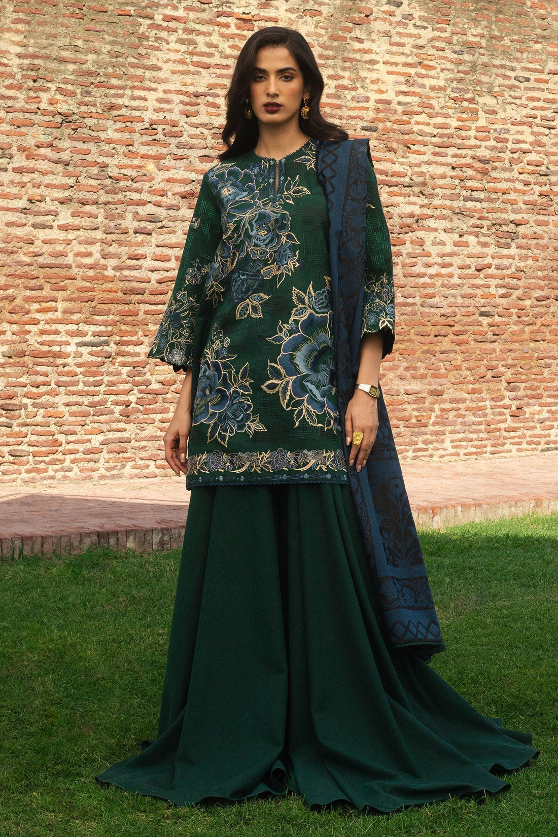 Zara Shahjahan | Winter 24 |  MINA-D7 -  Zara Sahjahan Ladies Clothes - Original Designer Dress - House of Maryam