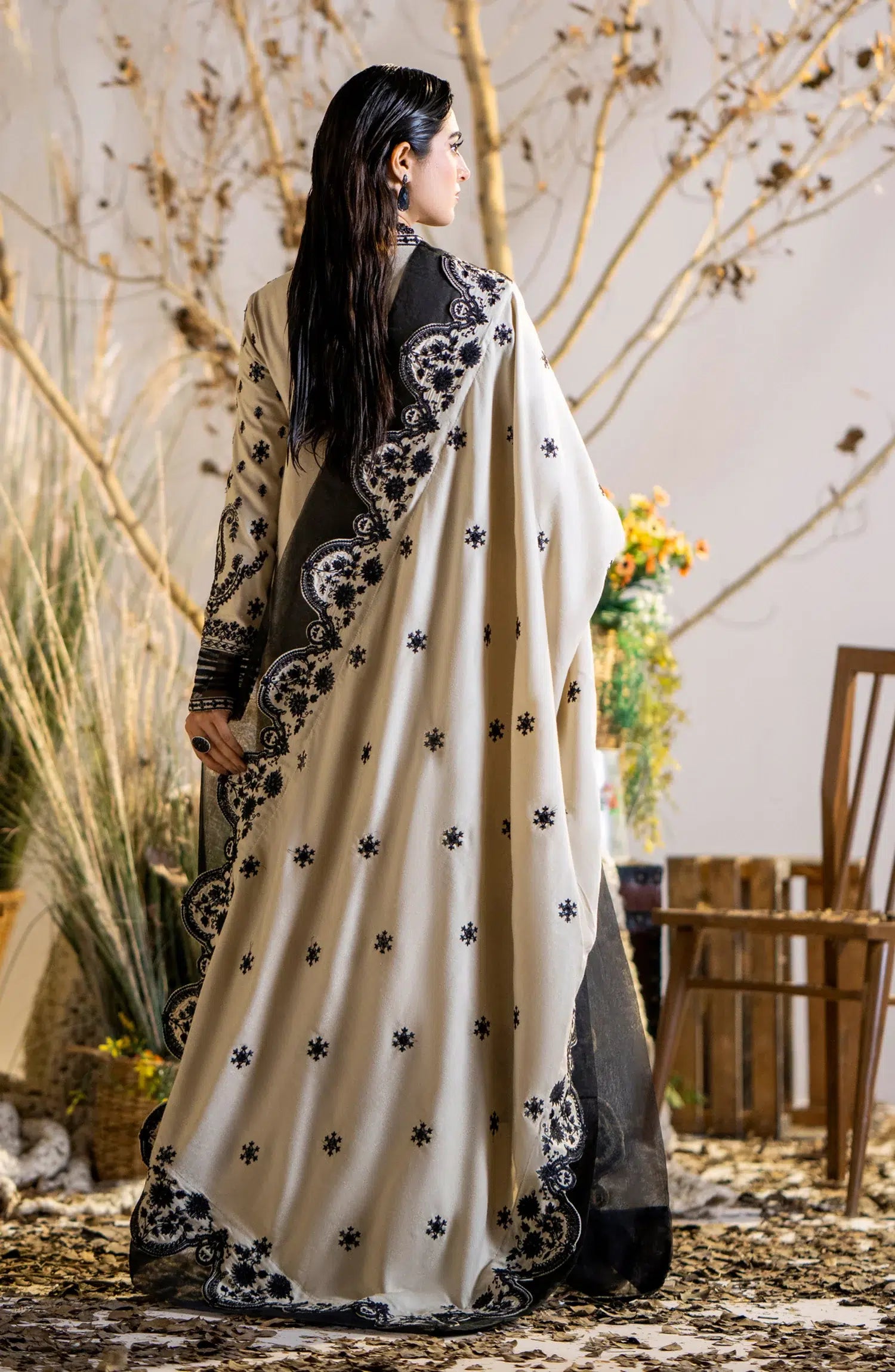 Maryum N Maria | Shehr Bano Winter 23 | SIMRAN MW23555 -  Maryum N Maria Luxury - Original Designer Dress - House of Maryam