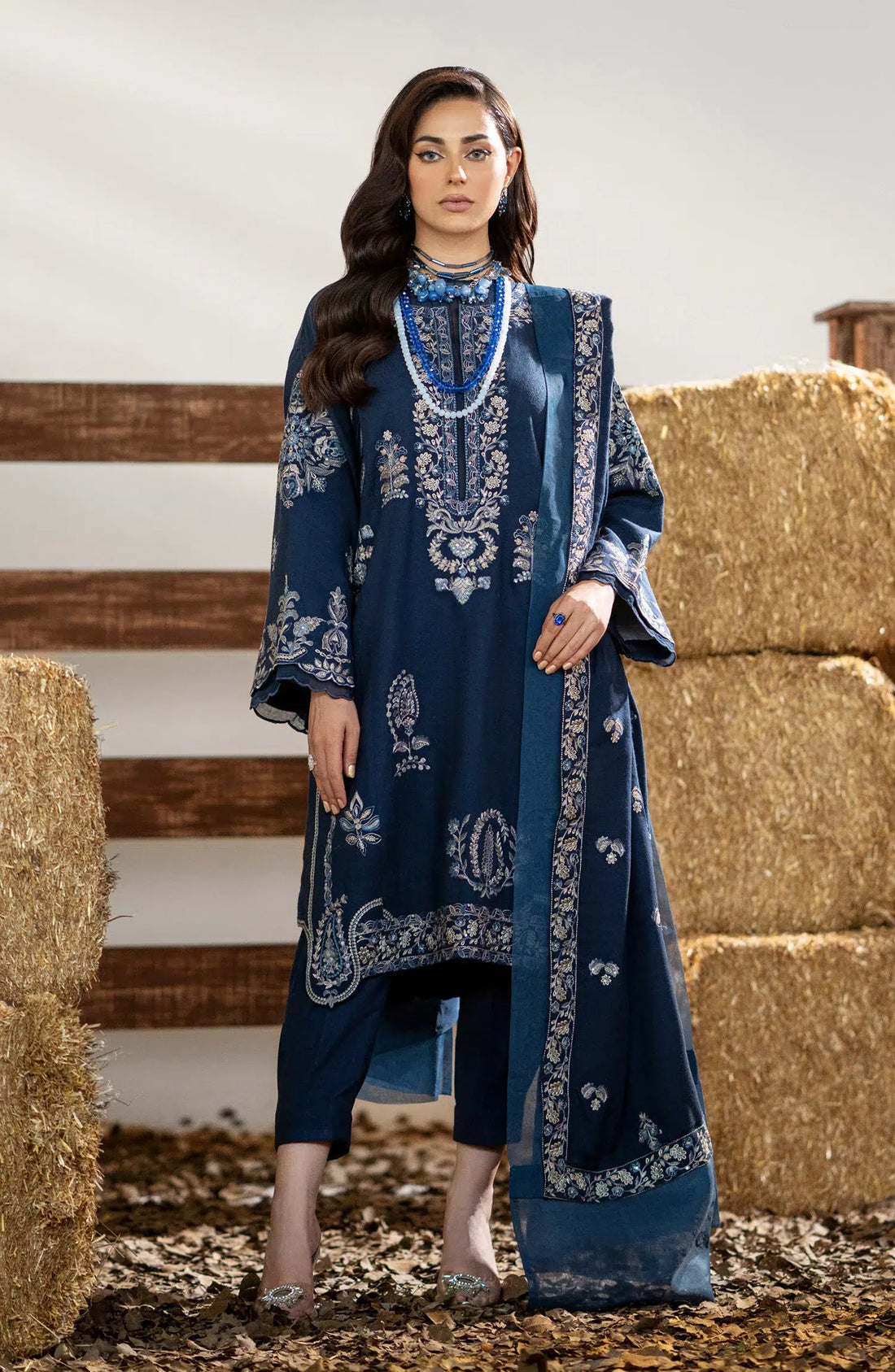 Maryum N Maria | Shehr Bano Winter 23 | BIRVA MW23551 -  Maryum N Maria Luxury - Original Designer Dress - House of Maryam