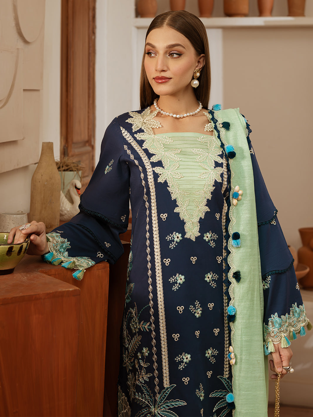 Mahnur | Florence Luxury Lawn 25 | MIRAAL -  Mahnur Ladies Clothes - Original Designer Dress - House of Maryam