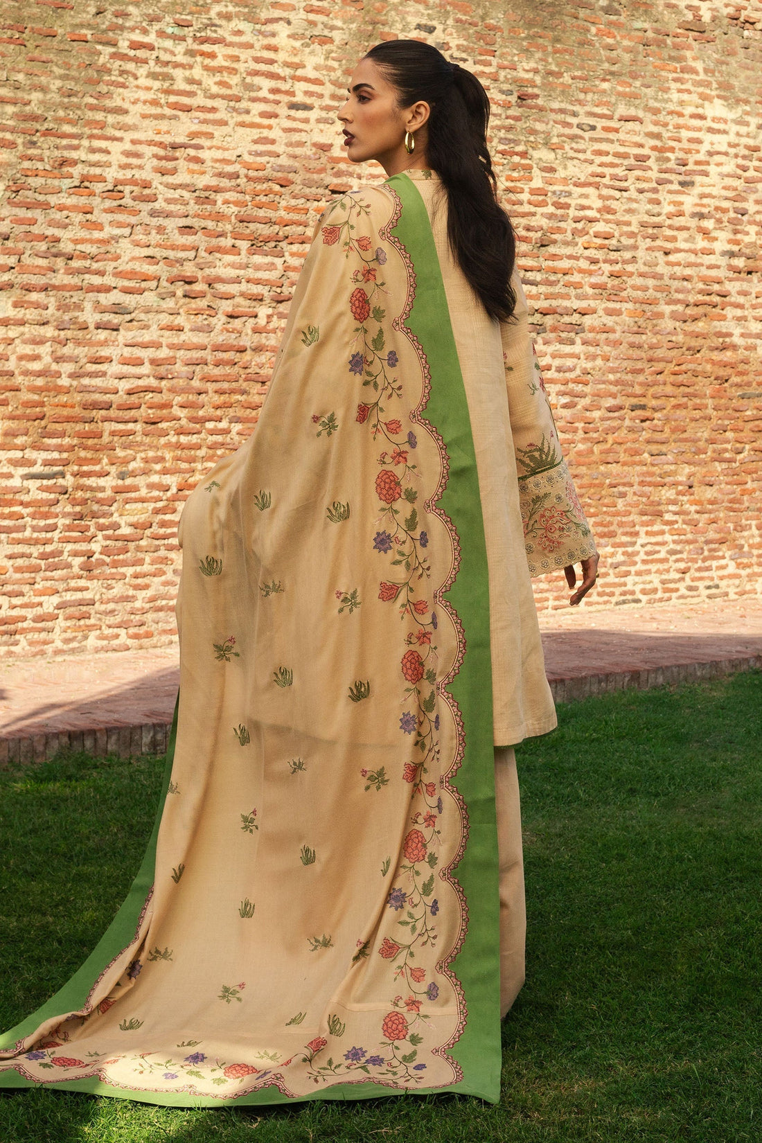 Zara Shahjahan | Winter 24 |  NEGAH-D3 -  Zara Shahjahan Ladies Clothes - Original Designer Dress - House of Maryam