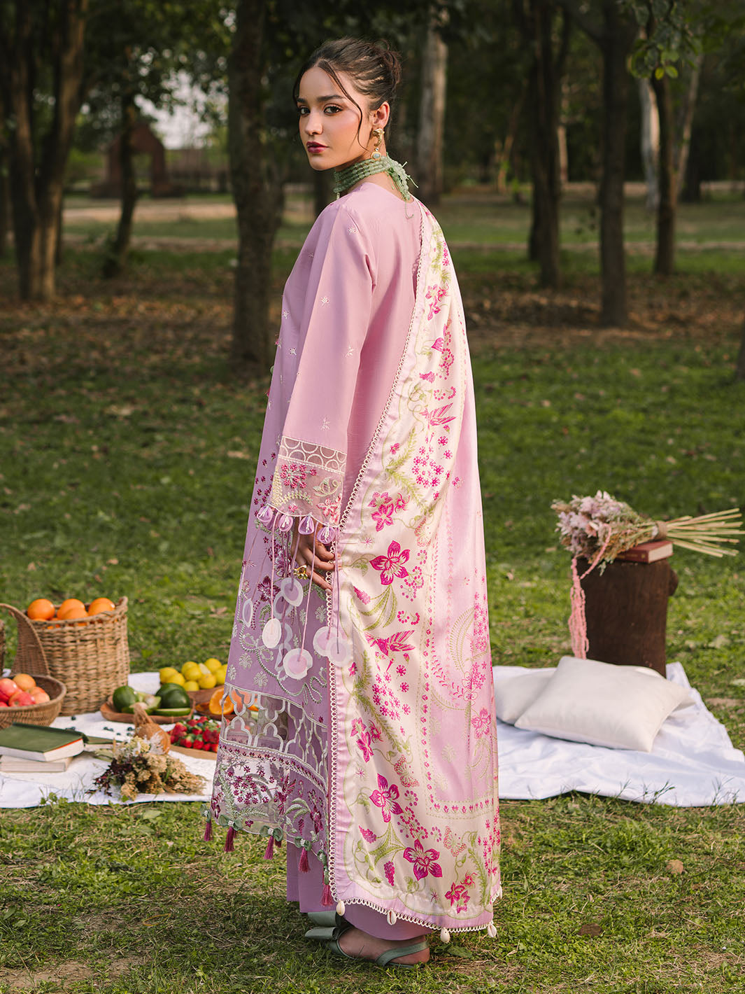 Mahnur | Dahlia Luxury Lawn 25 | Rosa -  Mahnur Ladies Clothes - Original Designer Dress - House of Maryam