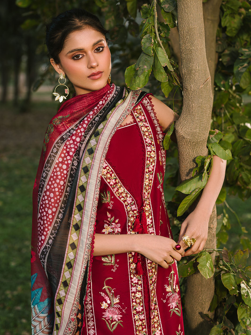 Mahnur | Dahlia Luxury Lawn 25 | Rosina -  Mahnur Ladies Clothes - Original Designer Dress - House of Maryam