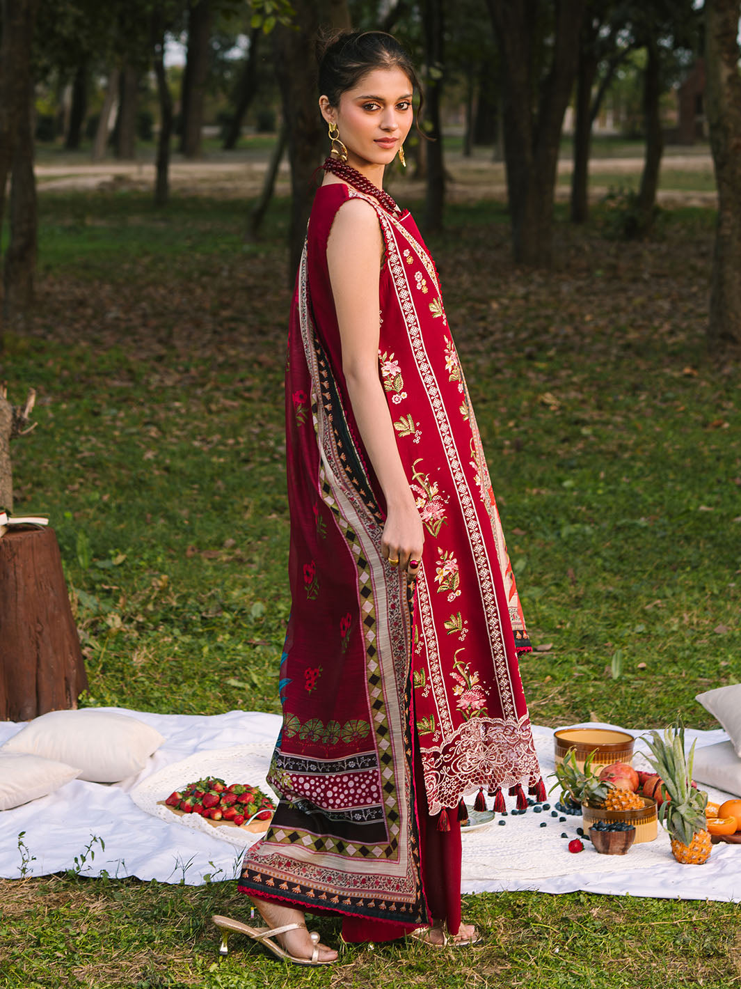 Mahnur | Dahlia Luxury Lawn 25 | Rosina -  Mahnur Ladies Clothes - Original Designer Dress - House of Maryam