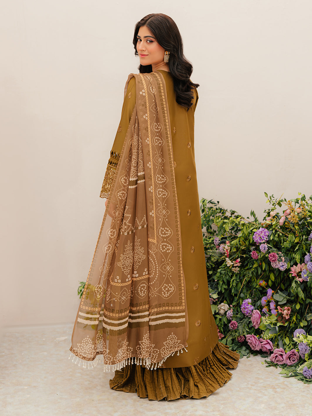 Mahnur | Allenura Luxury Lawn 24 | SIERRA -  Mahnur Luxury - Original Designer Dress - House of Maryam