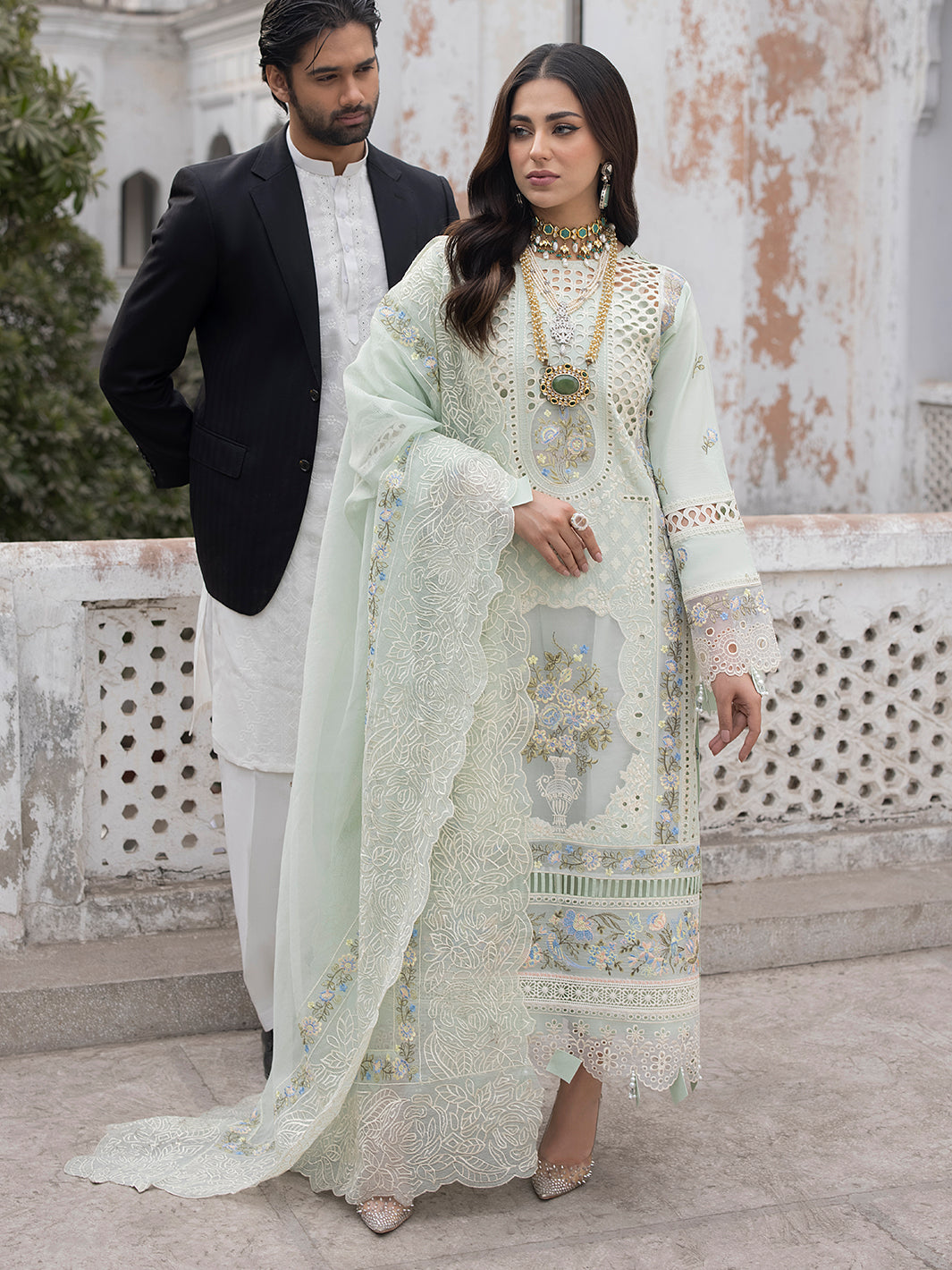 Mahnur | Mahrukh Luxury Lawn 24 | SELINA -  Mahnur Luxury - Original Designer Dress - House of Maryam