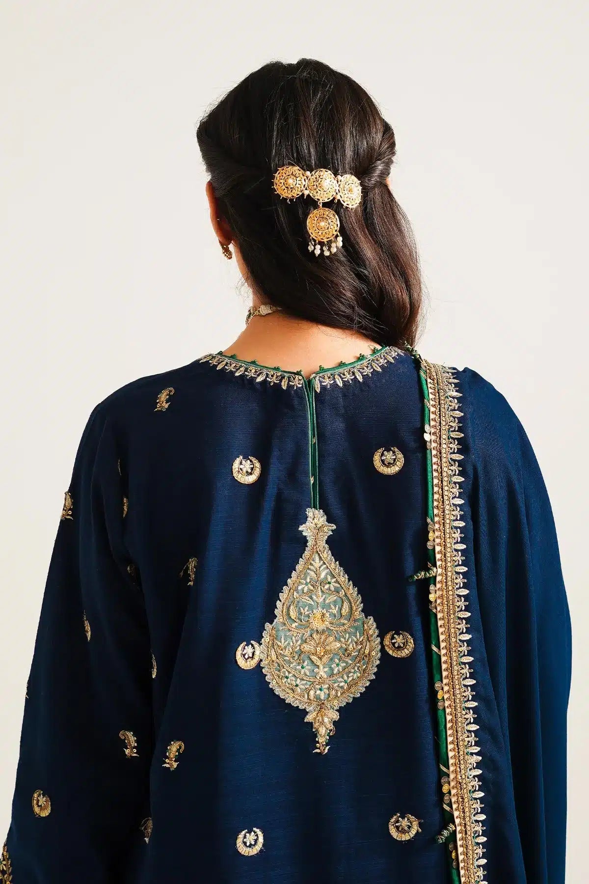 Zara ShahJahan | Winter Shawl 23 | WS23-D1 -  Zara Shahjahan Luxury - Original Designer Dress - House of Maryam