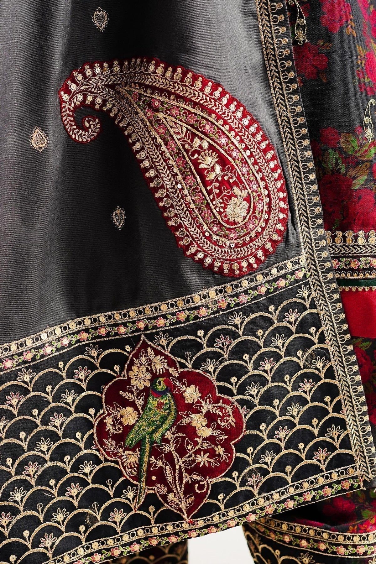 Zara ShahJahan | Winter Shawl 23 | WS23-D3 -  Zara Sahjahan Luxury - Original Designer Dress - House of Maryam