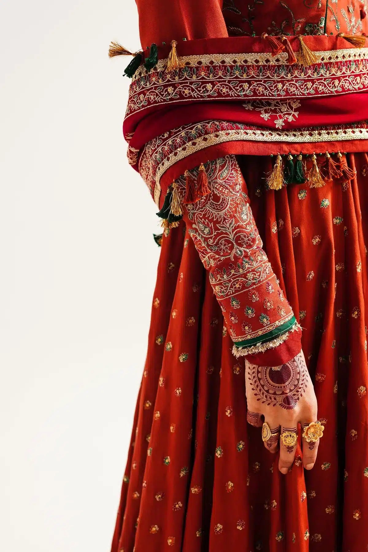 Zara ShahJahan | Winter Shawl 23 | WS23-D4 -  Zara Shahjahan Luxury - Original Designer Dress - House of Maryam
