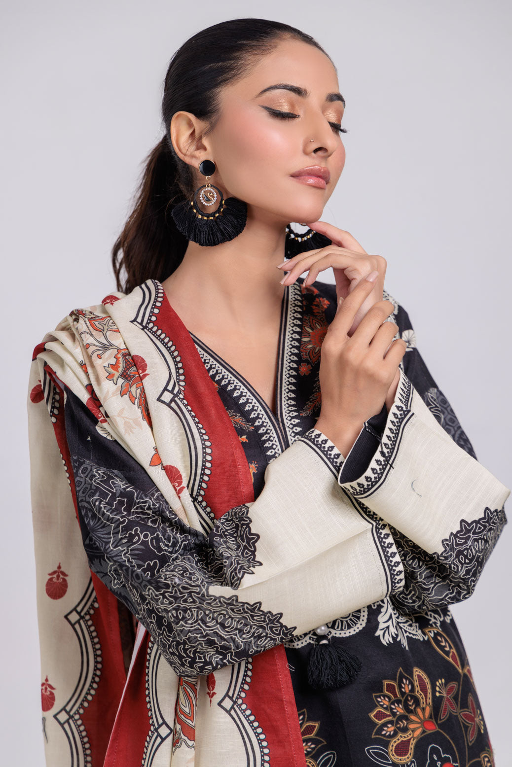 Bonanza Satrangi | Black Khaddar 3 Piece (WS7243P25) -  Bonanza Satrangi Ready To Wear - Original Designer Dress - House of Maryam