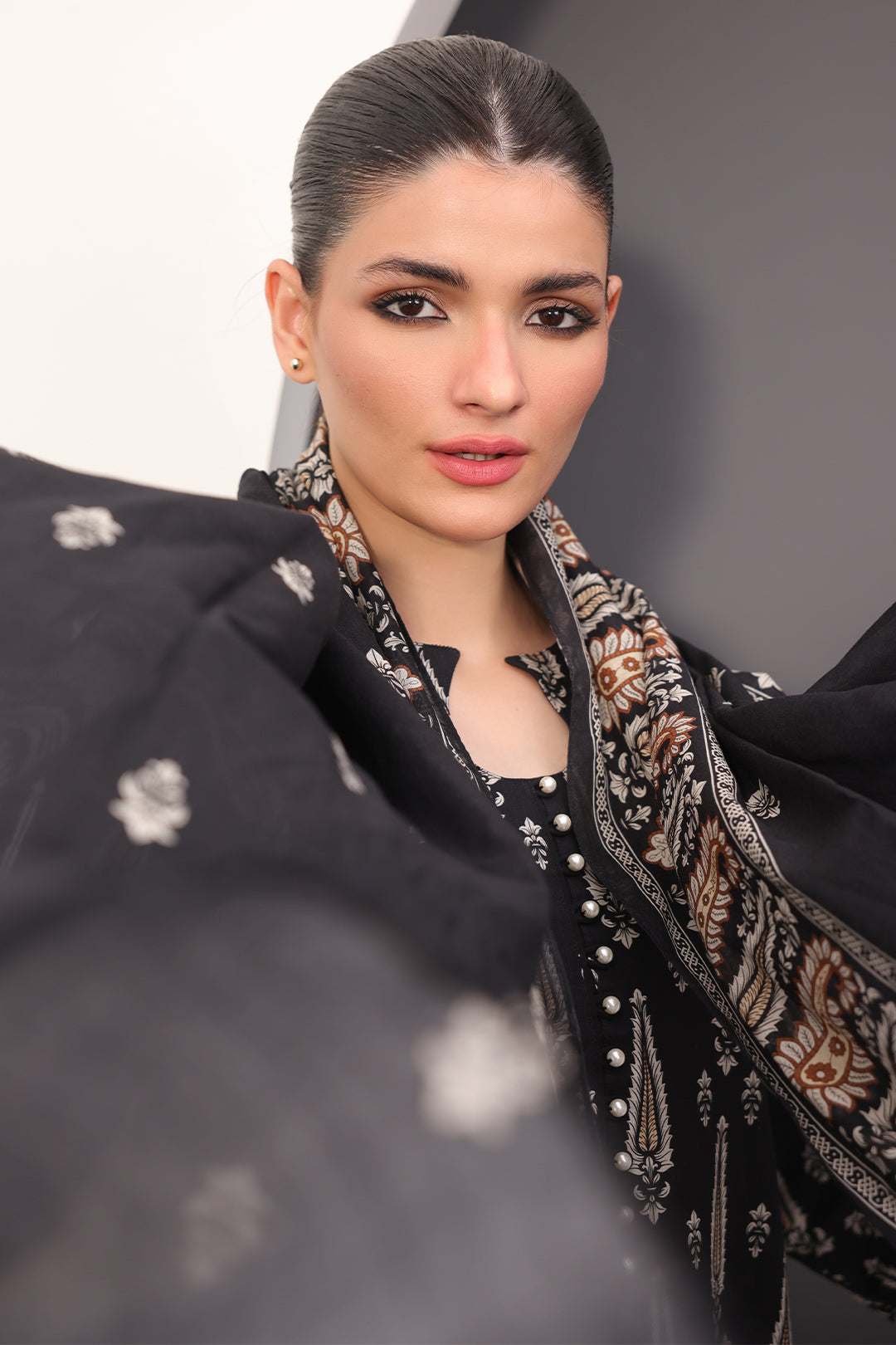 Zellbury | Unstitched 3 Piece Lawn | Shirt Shalwar Dupatta - 1517 -  Zellbury Women Essential Unstitched - Original Designer Dress - House of Maryam