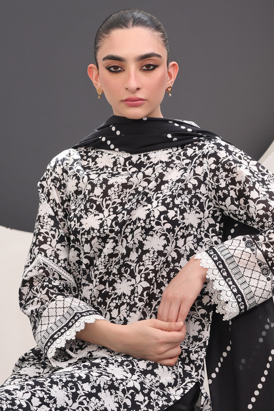 Zellbury | Unstitched 3 Piece Lawn | Shirt Shalwar Dupatta - 1526 -  Zellbury Women Essential Unstitched - Original Designer Dress - House of Maryam