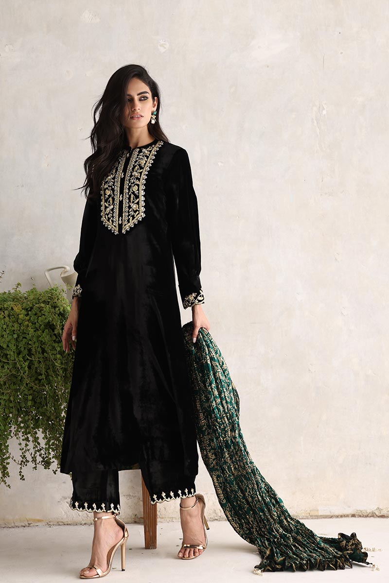 Sana Abbas | Velvet Formals | ZAAI -  Sana Abbas Ladies Clothes - Original Designer Dress - House of Maryam