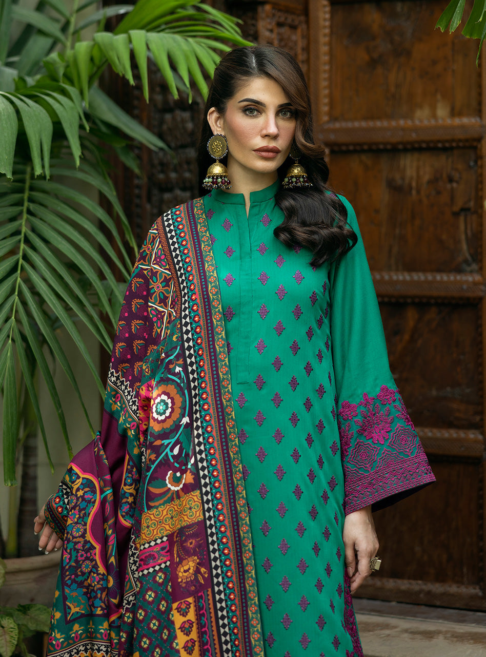 Zainab Chottani | Winter Shawls 24 | Esha -  Zainab Chottani Ladies Clothes - Original Designer Dress - House of Maryam