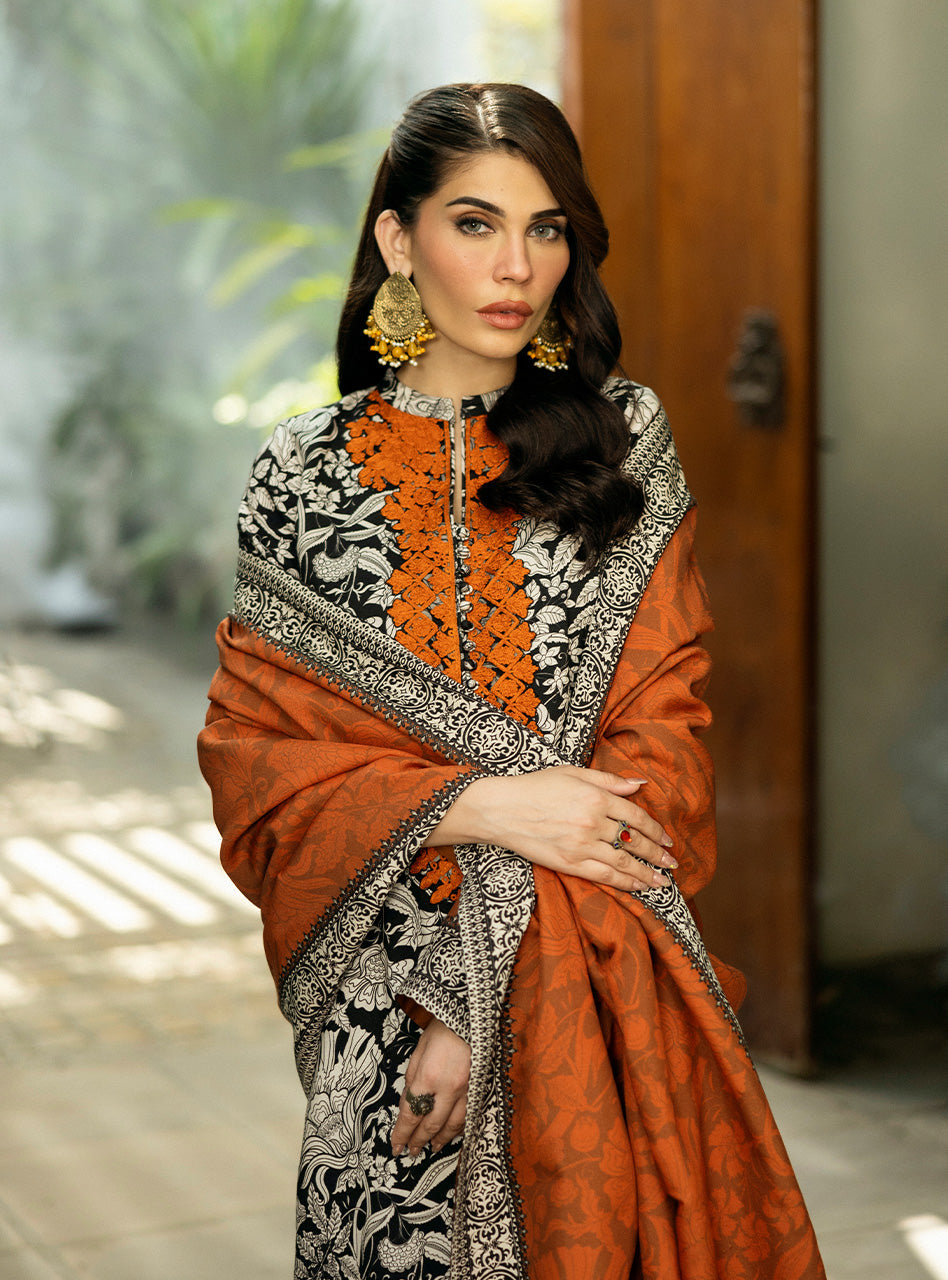Zainab Chottani | Winter Shawls 24 | Mysha -  Zainab Chottani Ladies Clothes - Original Designer Dress - House of Maryam