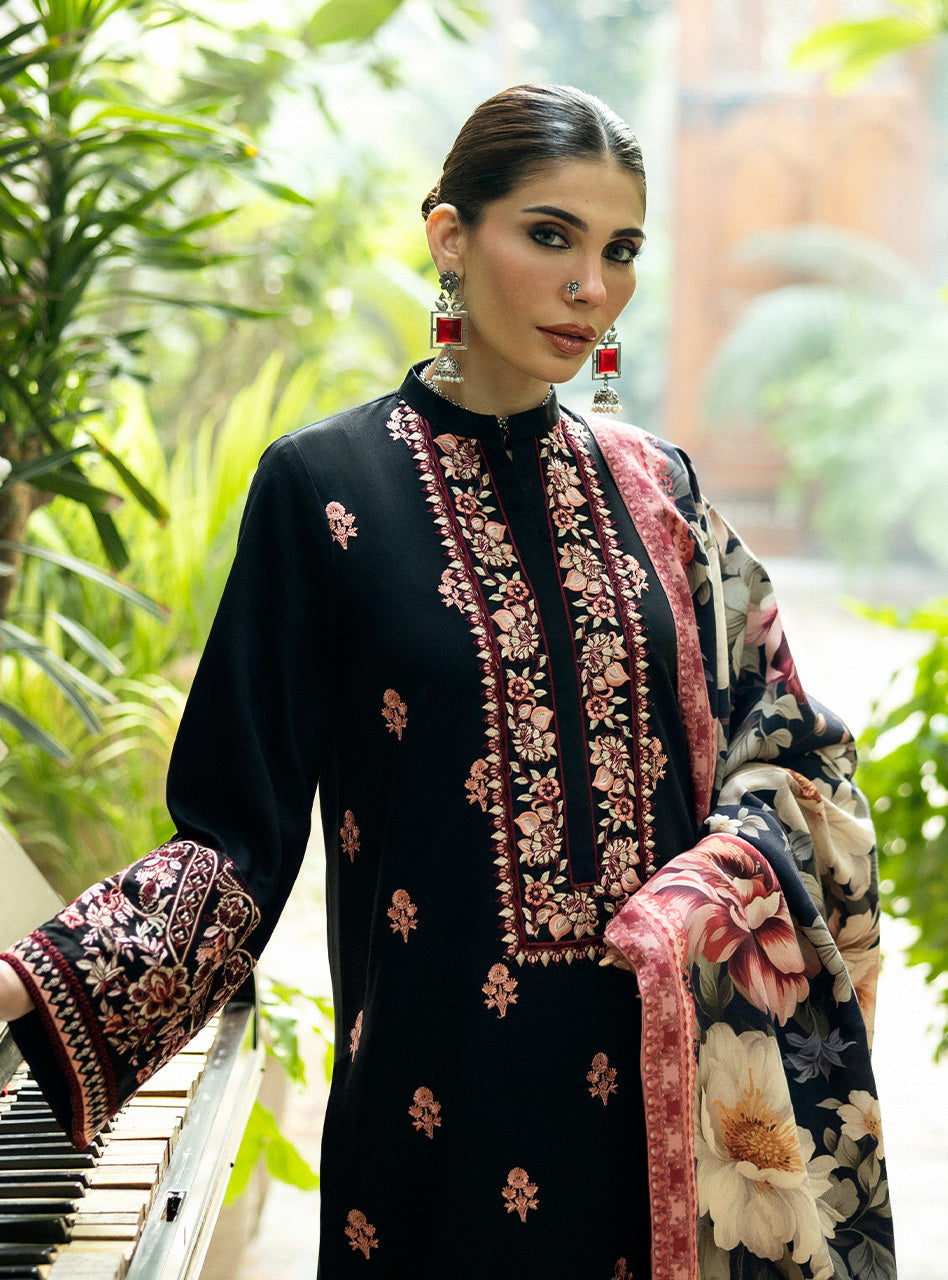 Zainab Chottani | Winter Shawls 24 |  Alaya -  Zainab Chottani Ladies Clothes - Original Designer Dress - House of Maryam