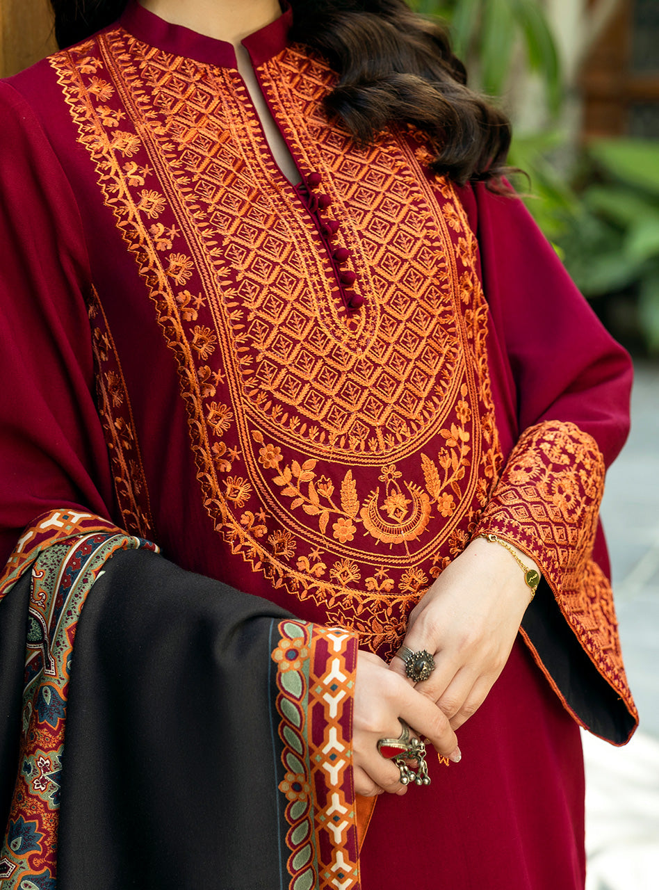 Zainab Chottani | Winter Shawls 24 |  Sila -  Zainab Chottani Ladies Clothes - Original Designer Dress - House of Maryam