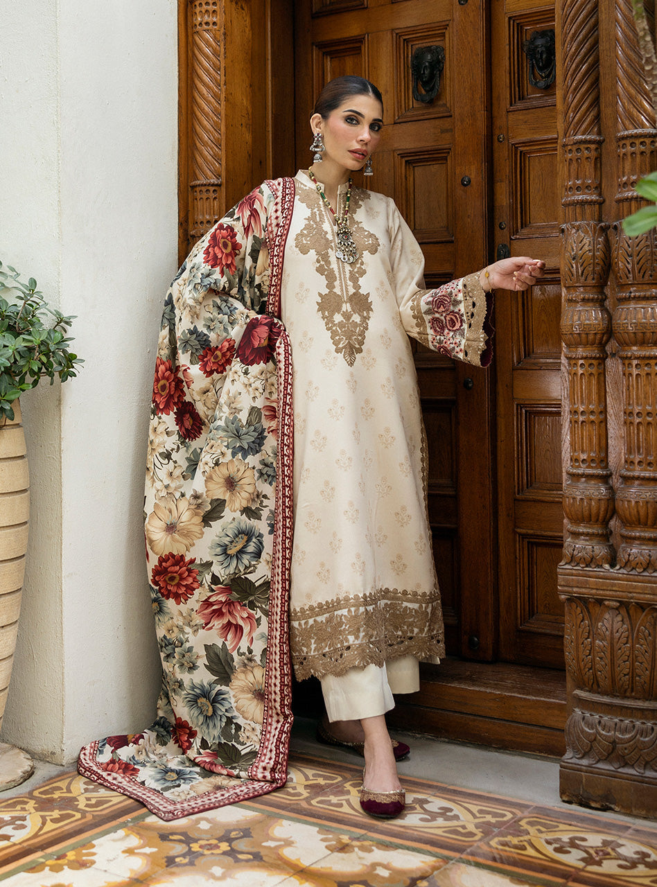 Zainab Chottani | Winter Shawls 24 |  Shyna -  Zainab Chottani Ladies Clothes - Original Designer Dress - House of Maryam
