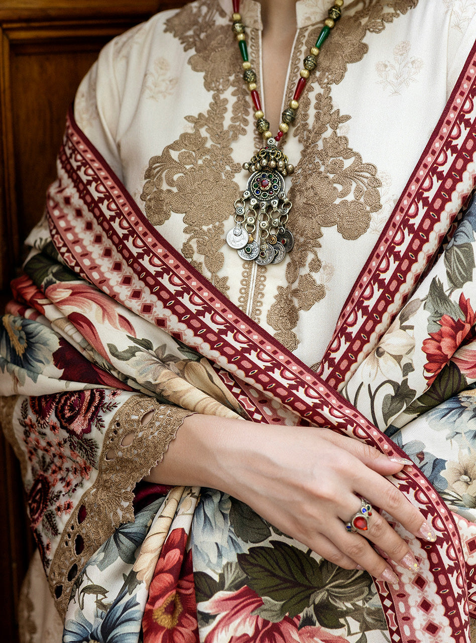 Zainab Chottani | Winter Shawls 24 |  Shyna -  Zainab Chottani Ladies Clothes - Original Designer Dress - House of Maryam