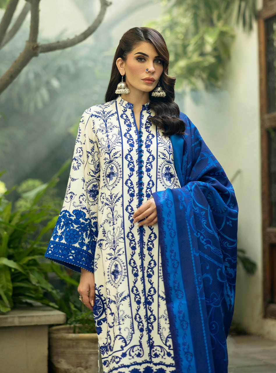 Zainab Chottani | Winter Shawls 24 |  Rania -  Zainab Chottani Ladies Clothes - Original Designer Dress - House of Maryam