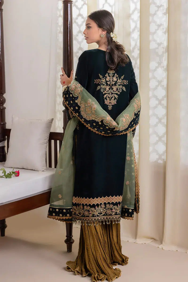 Baroque | Jahanara Luxury Velvet 23 | UF-423 -  Baroque Formal - Original Designer Dress - House of Maryam