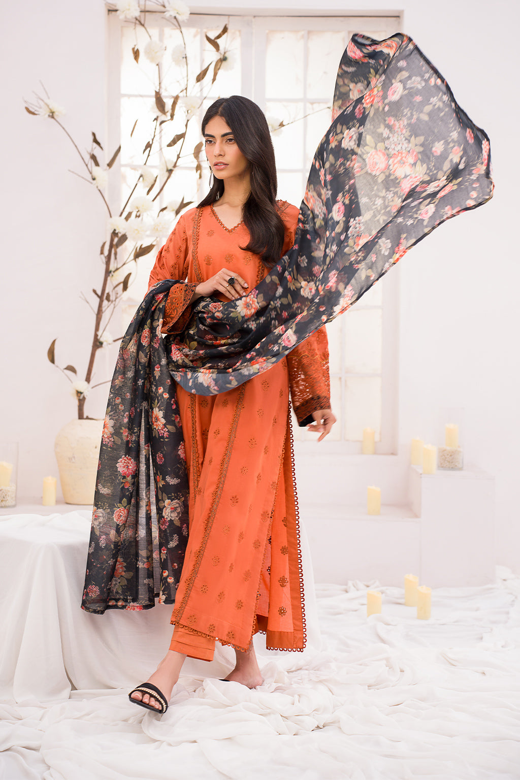 Iznik | Lawnkari 24 | UE-162 LEAFLET -  Iznik Formal - Original Designer Dress - House of Maryam