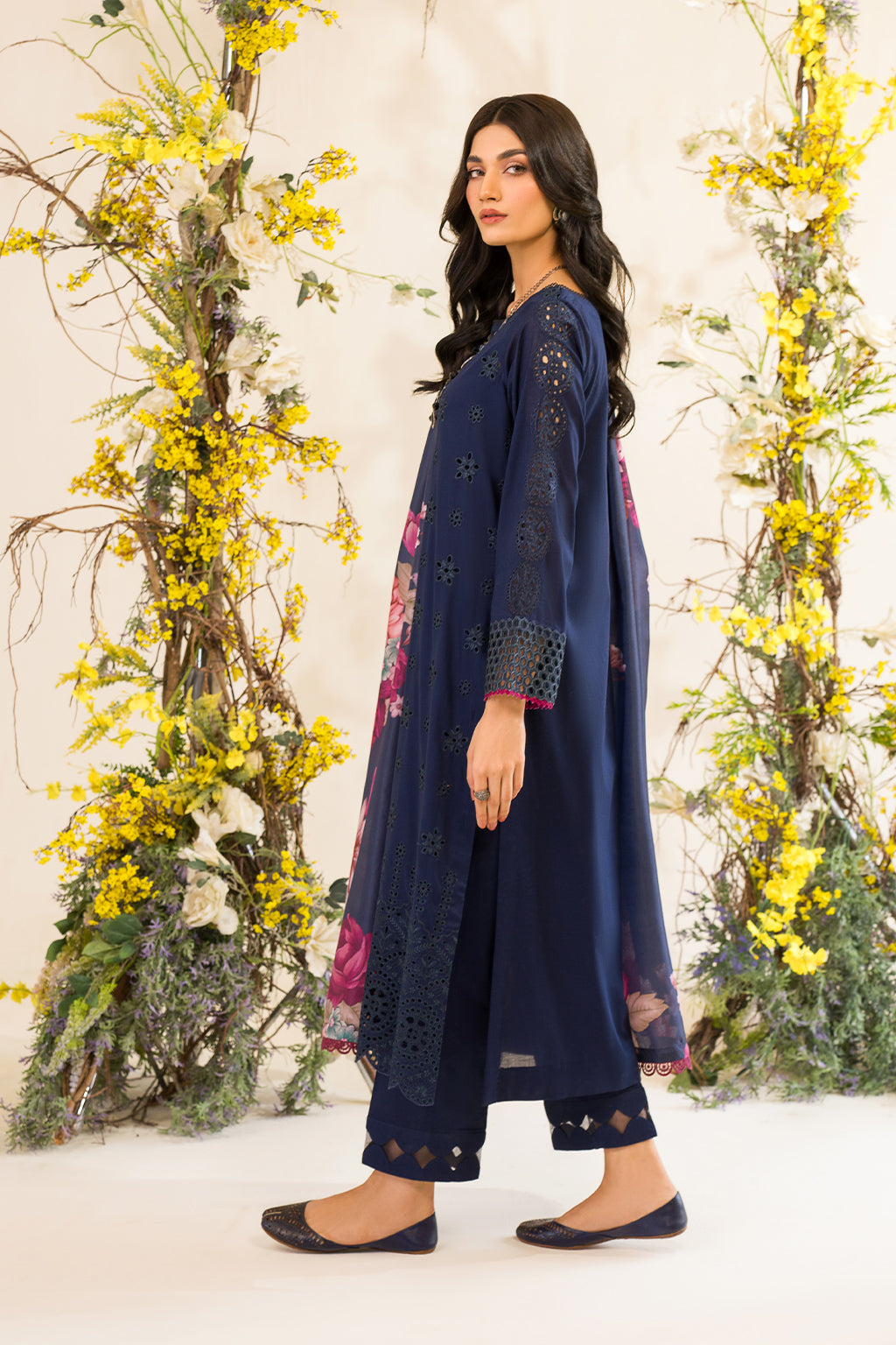 Iznik | Lawnkari 24 | UE-163 BLOOMEASE -  Iznik Formal - Original Designer Dress - House of Maryam