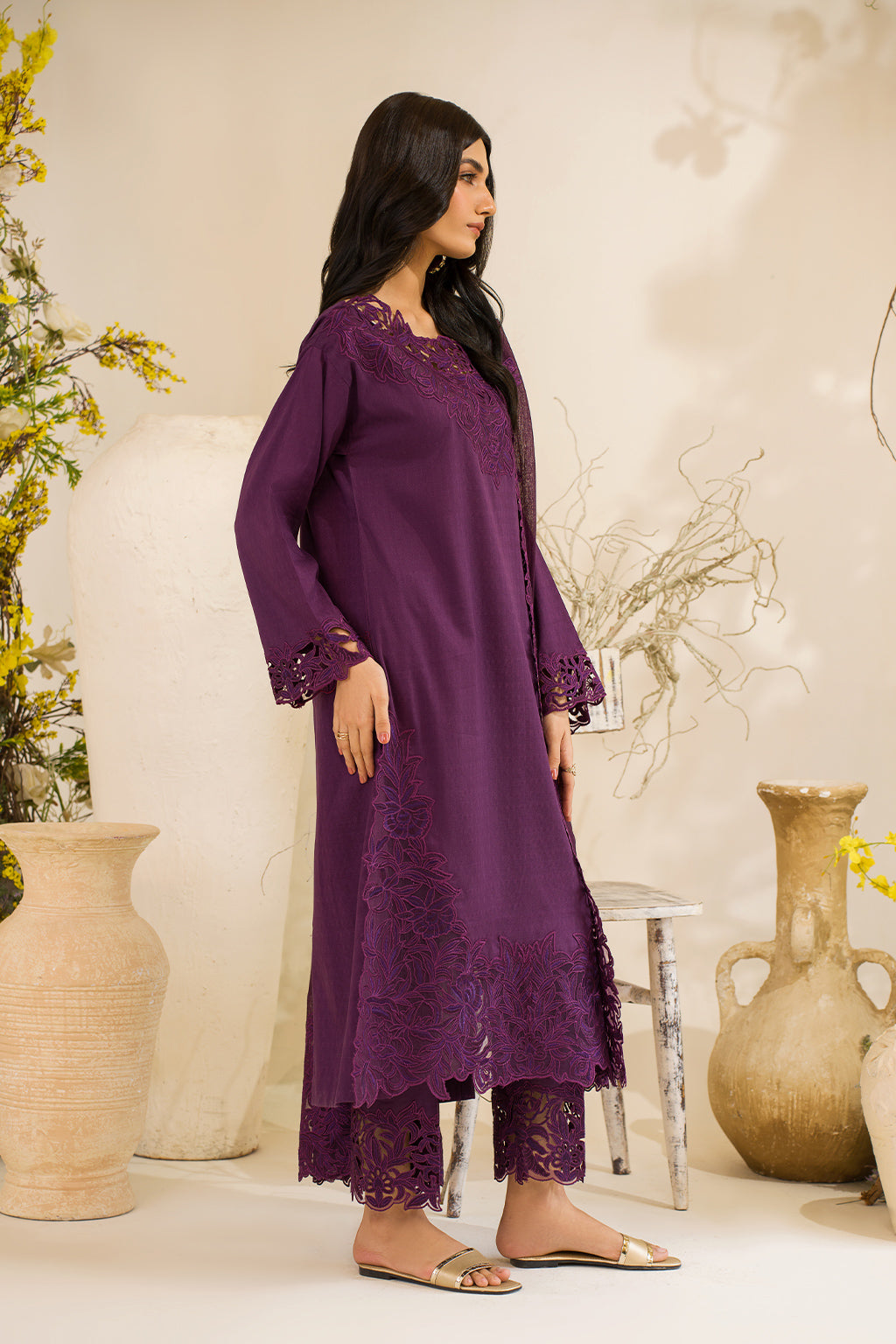 Iznik | Lawnkari 24 | UE-209 QUAGMIRE -  Iznik Formal - Original Designer Dress - House of Maryam