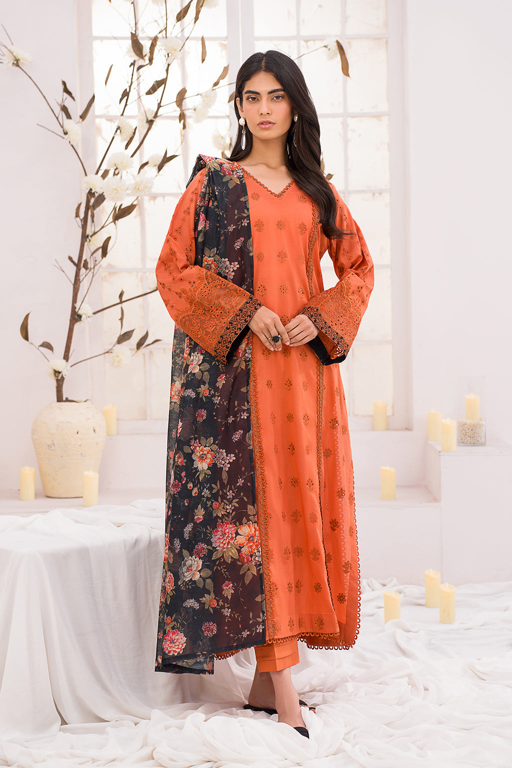 Iznik | Lawnkari 24 | UE-162 LEAFLET -  Iznik Formal - Original Designer Dress - House of Maryam