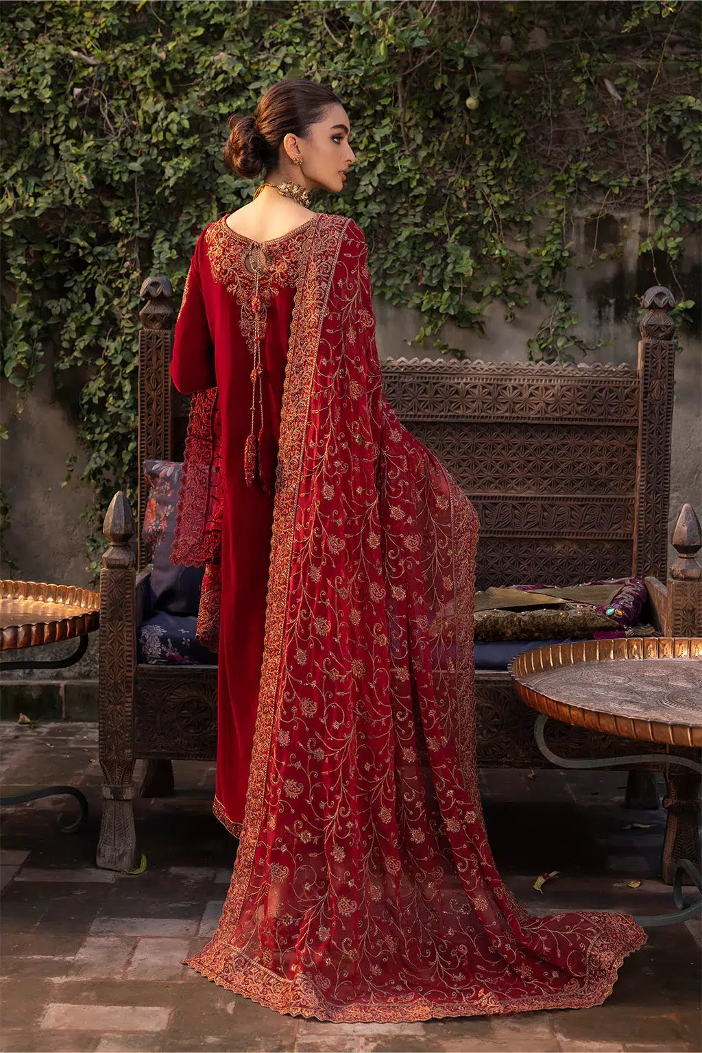 Iznik | Festive Velvet 23 | IV-37 MANIJEH -  Iznik Formal - Original Designer Dress - House of Maryam