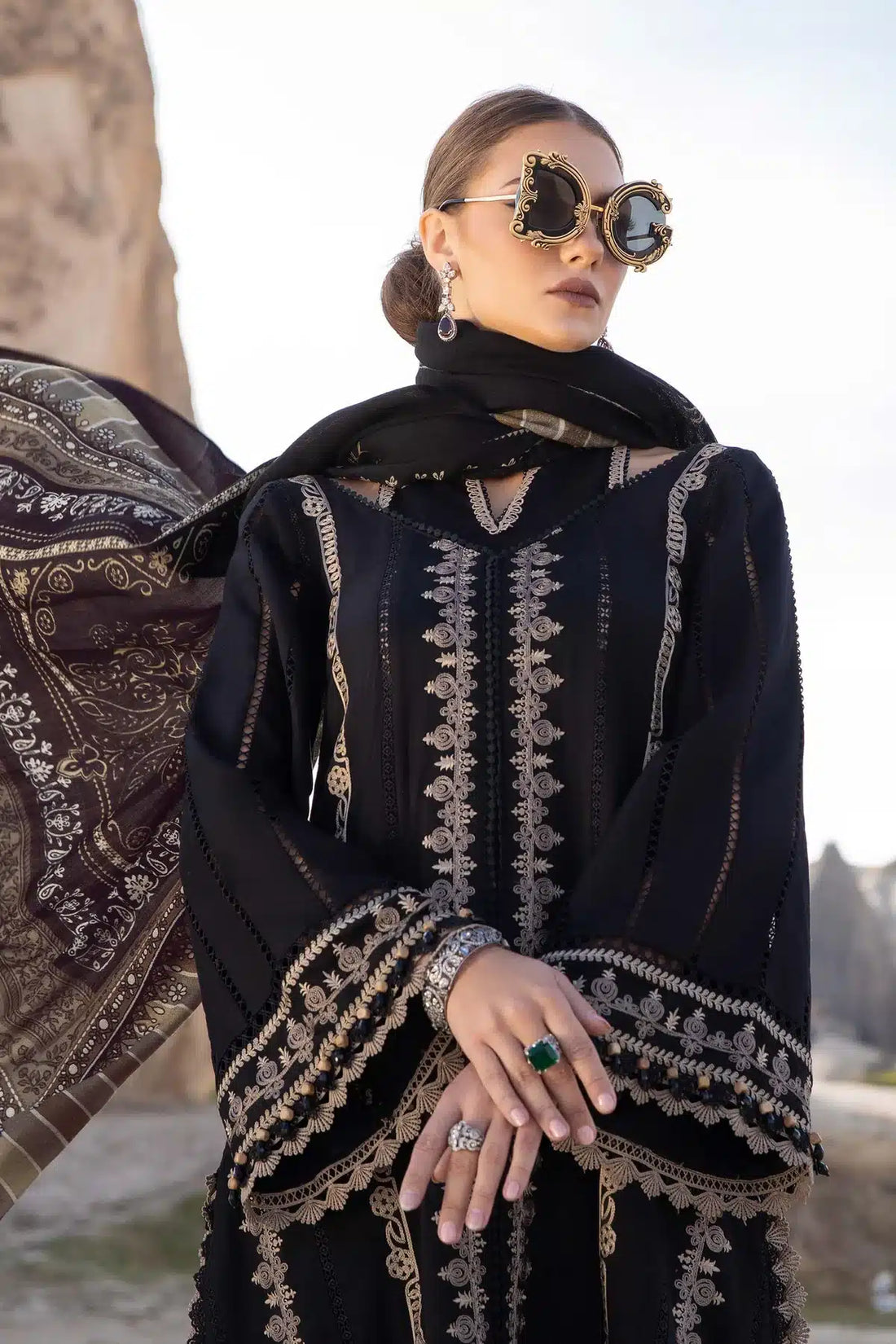Maria B | M Prints Winter 23 | MPT-2002-B -  Maria B Luxury - Original Designer Dress - House of Maryam