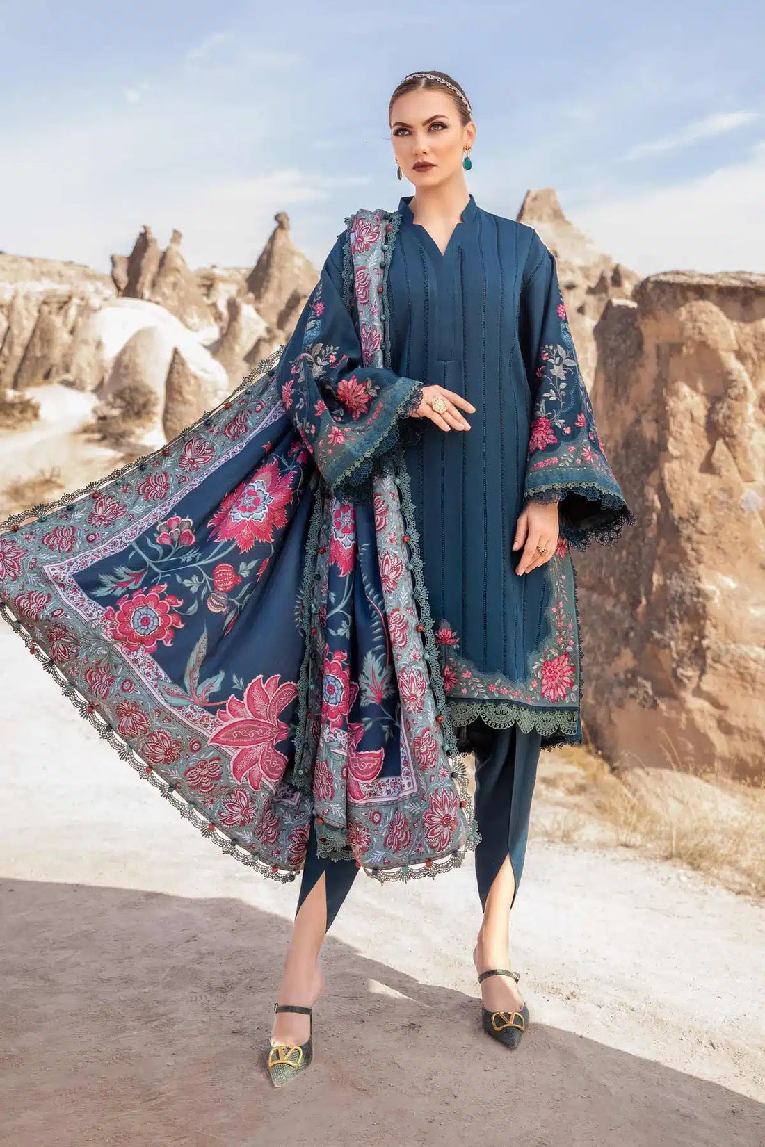 Maria B | M Prints Winter 23 | MPT-2005-B -  Maria B Luxury - Original Designer Dress - House of Maryam