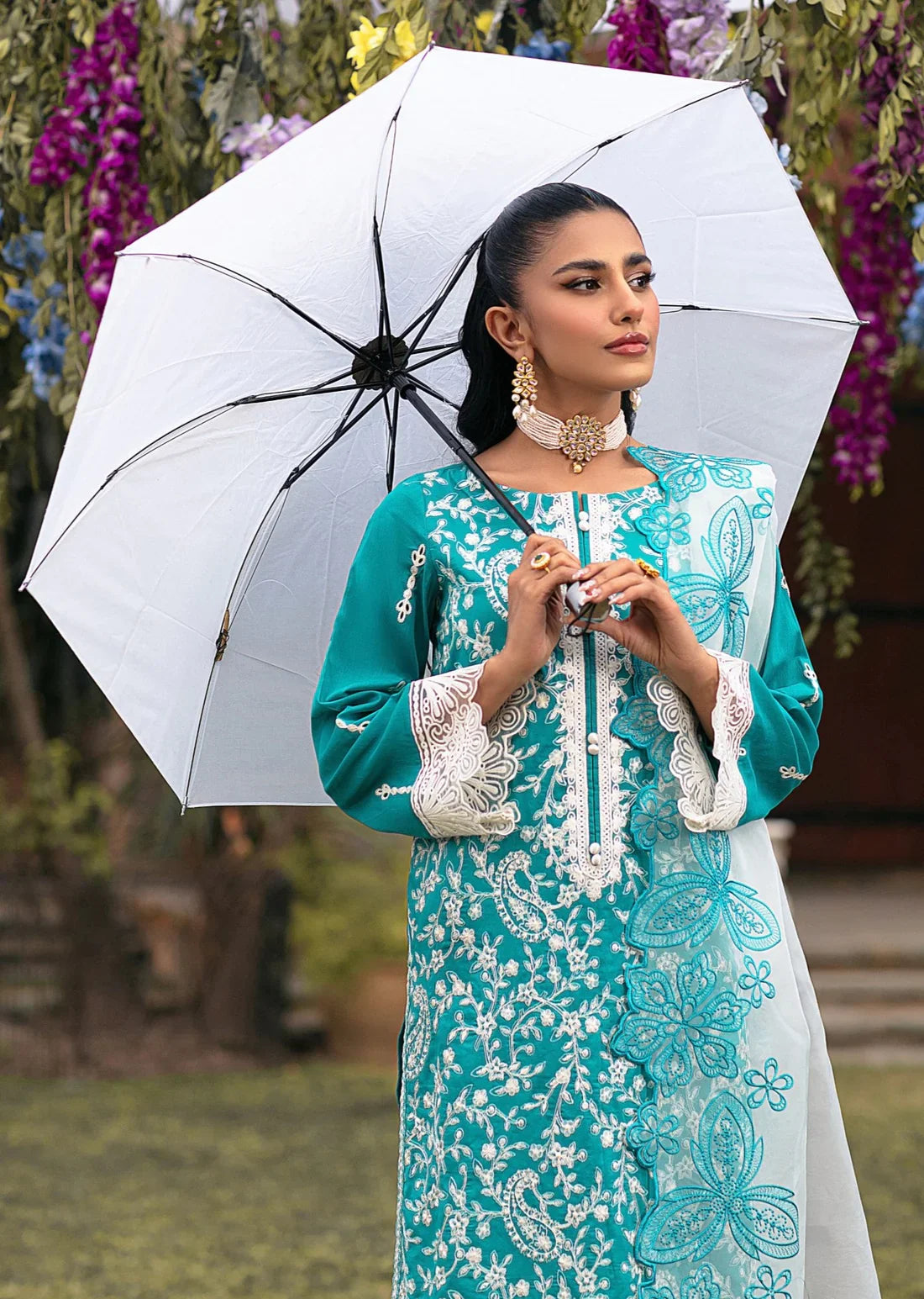 Mohagni | Muntazir Luxury Lawn 24 | MGZ-10 -  Mohagni Luxury - Original Designer Dress - House of Maryam