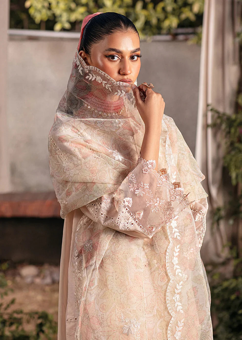 Mohagni | Muntazir Luxury Lawn 24 | CM-04 -  Mohagni Luxury - Original Designer Dress - House of Maryam
