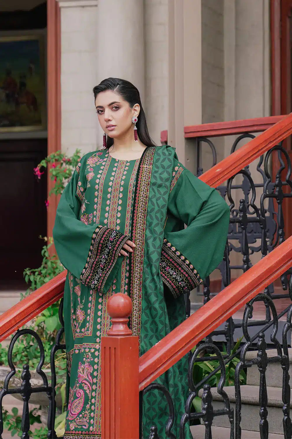 Saira Rizwan | Winter 23 | ISMAT SR-01 -  Saira Rizwan Luxury - Original Designer Dress - House of Maryam