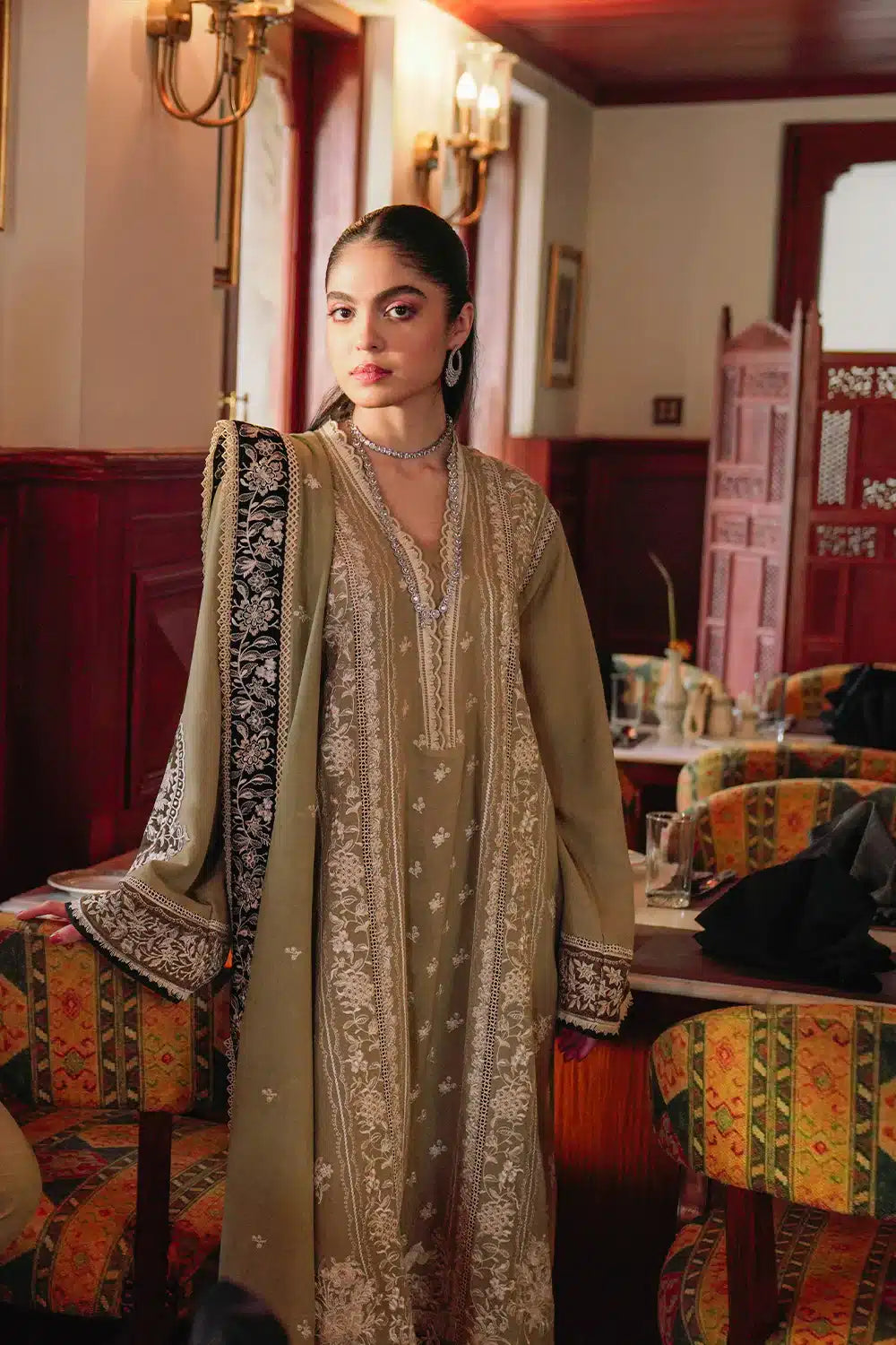 Saira Rizwan | Winter 23 | LAMISA SR-04 -  Saira Rizwan Luxury - Original Designer Dress - House of Maryam