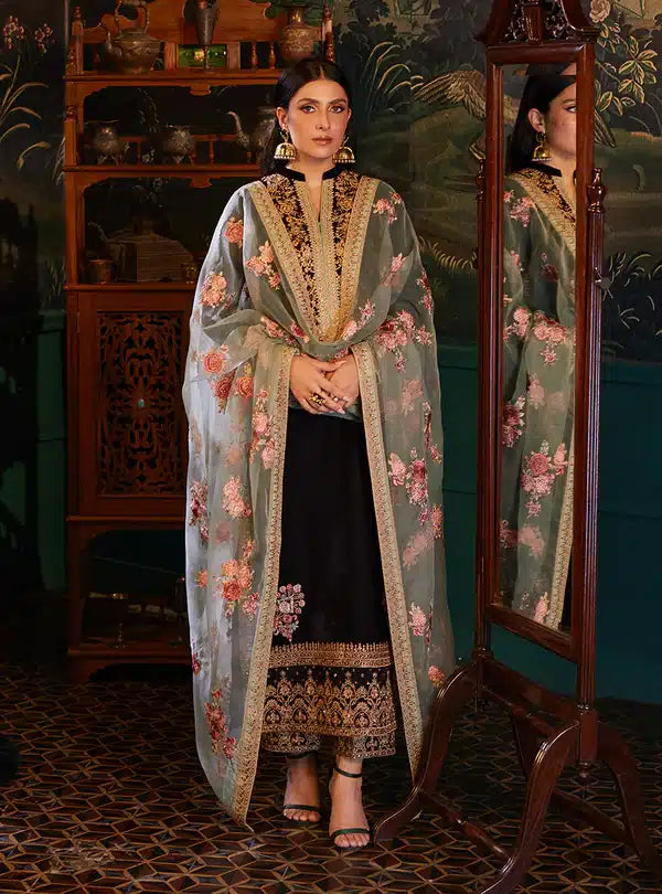 Zainab Chottani | Luxury Velvet Collection 23 | Andleep -  Zainab Chottani Formal - Original Designer Dress - House of Maryam
