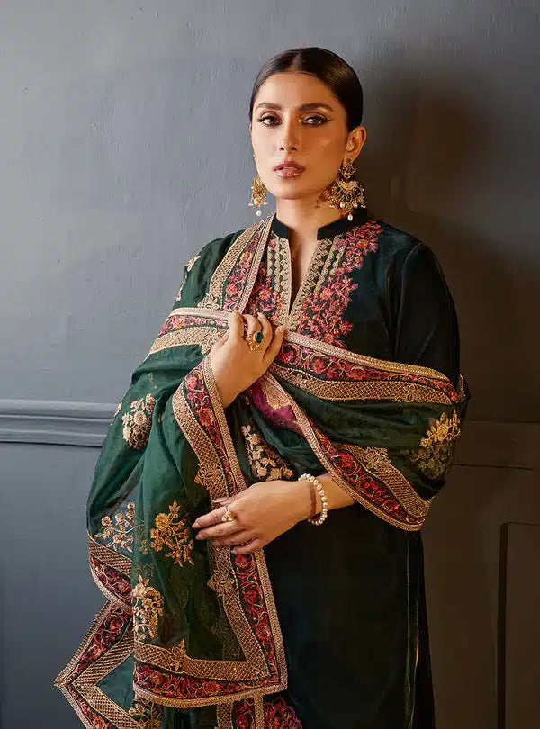 Zainab Chottani | Luxury Velvet Collection 23 | Zelena -  Zainab Chottani Formal - Original Designer Dress - House of Maryam