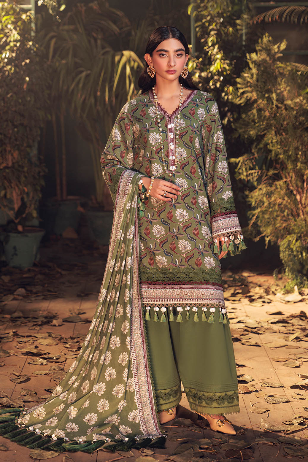 Bonanza Satrangi | Floral Obsession 3 Pc (7W24BP3P28) -  Bonanza Satrangi Unstitched - Original Designer Dress - House of Maryam