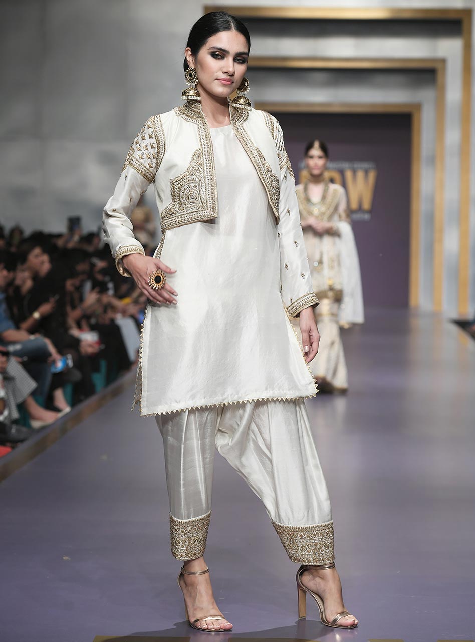 Zainab Chottani | Semi Formals | MEHRAB -  Zainab Chottani Formal - Original Designer Dress - House of Maryam
