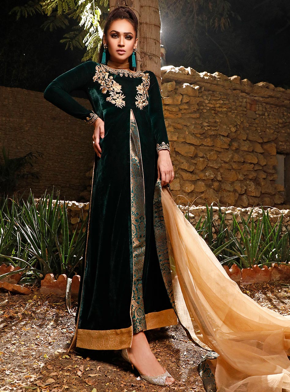 Zainab Chottani | Semi Formals | DARK MOSS TOPAZ by Designer Zainab Chottani - House of Maryam - Pakistani Designer Ethnic Wear in {{ shop.shopifyCountryName }}