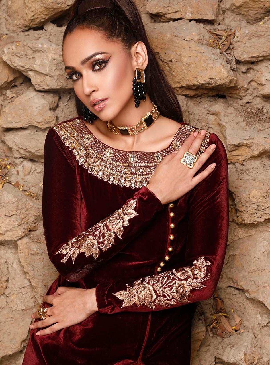 Zainab Chottani | Semi Formals | ALIZARIN CRIMSON