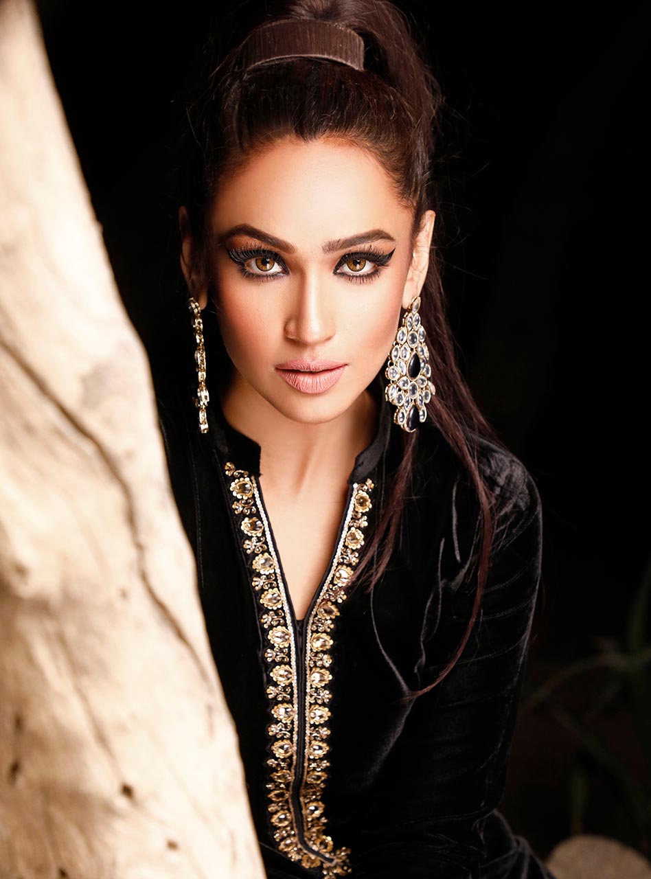 Zainab Chottani | Semi Formals | MYSTERIOUS SHADOW -  Zainab Chottani Formal - Original Designer Dress - House of Maryam