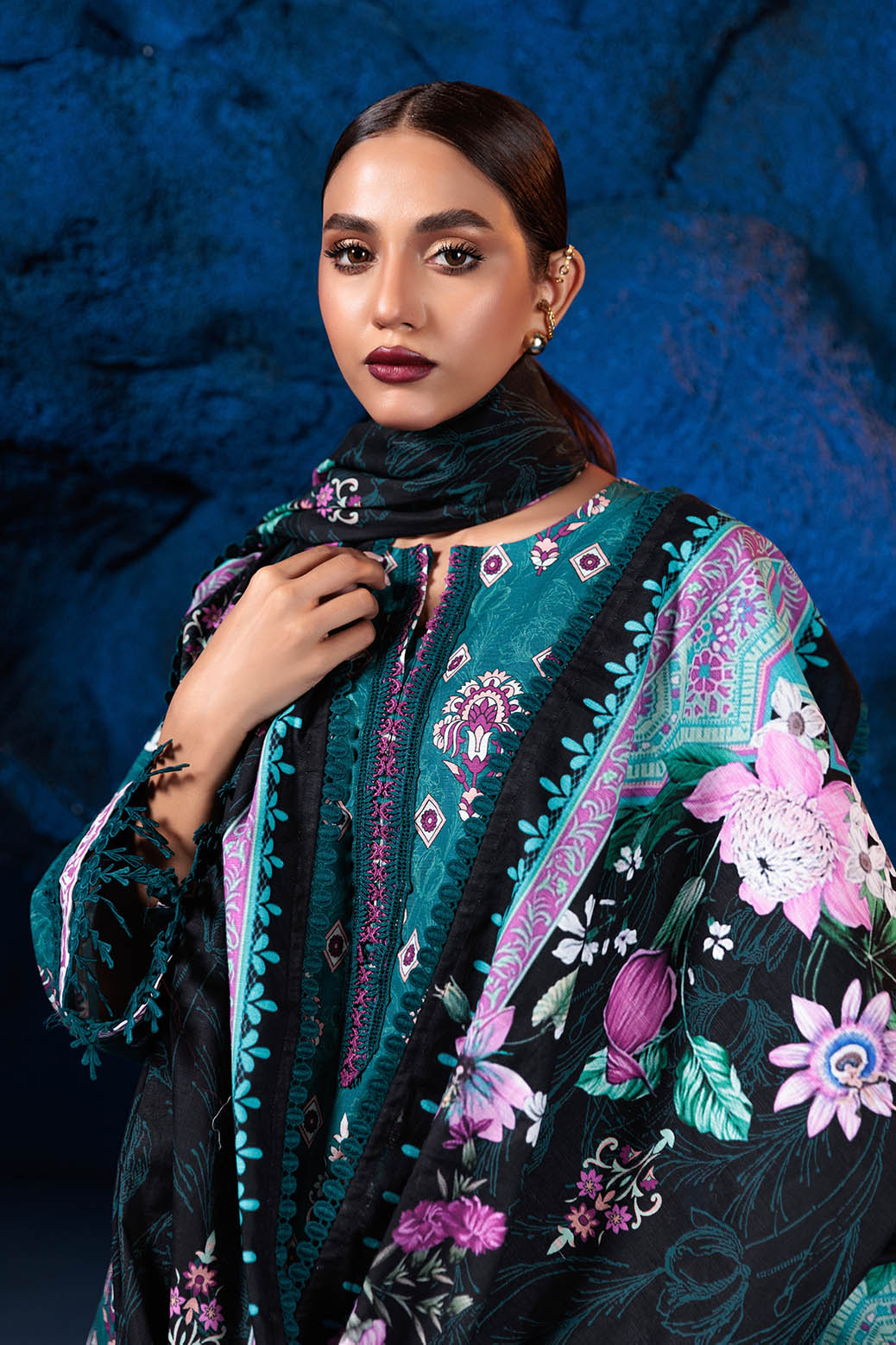 Bonanza Satrangi | Kay A King 3 Pc (2W24BP3P33) -  Bonanza Satrangi Unstitched - Original Designer Dress - House of Maryam