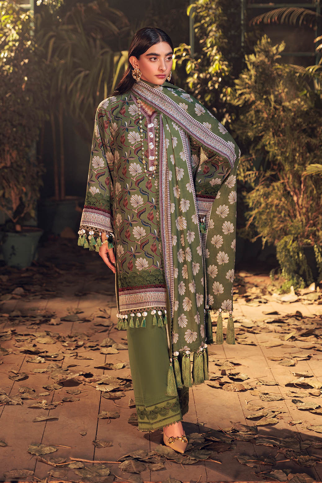 Bonanza Satrangi | Floral Obsession 3 Pc (7W24BP3P28) -  Bonanza Satrangi Unstitched - Original Designer Dress - House of Maryam