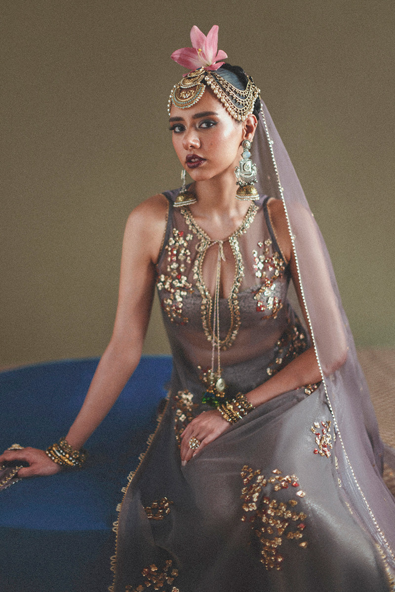 Haute Form I Dastaan Luxury Formals I Chamkeeli -  Haute Form Ladies Clothes - Original Designer Dress - House of Maryam