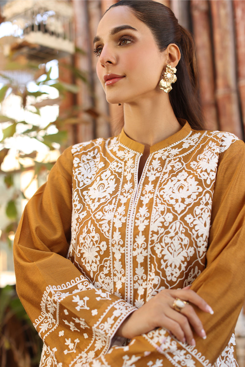 Aisha Imran | Luxury Pret | Remi, image 3