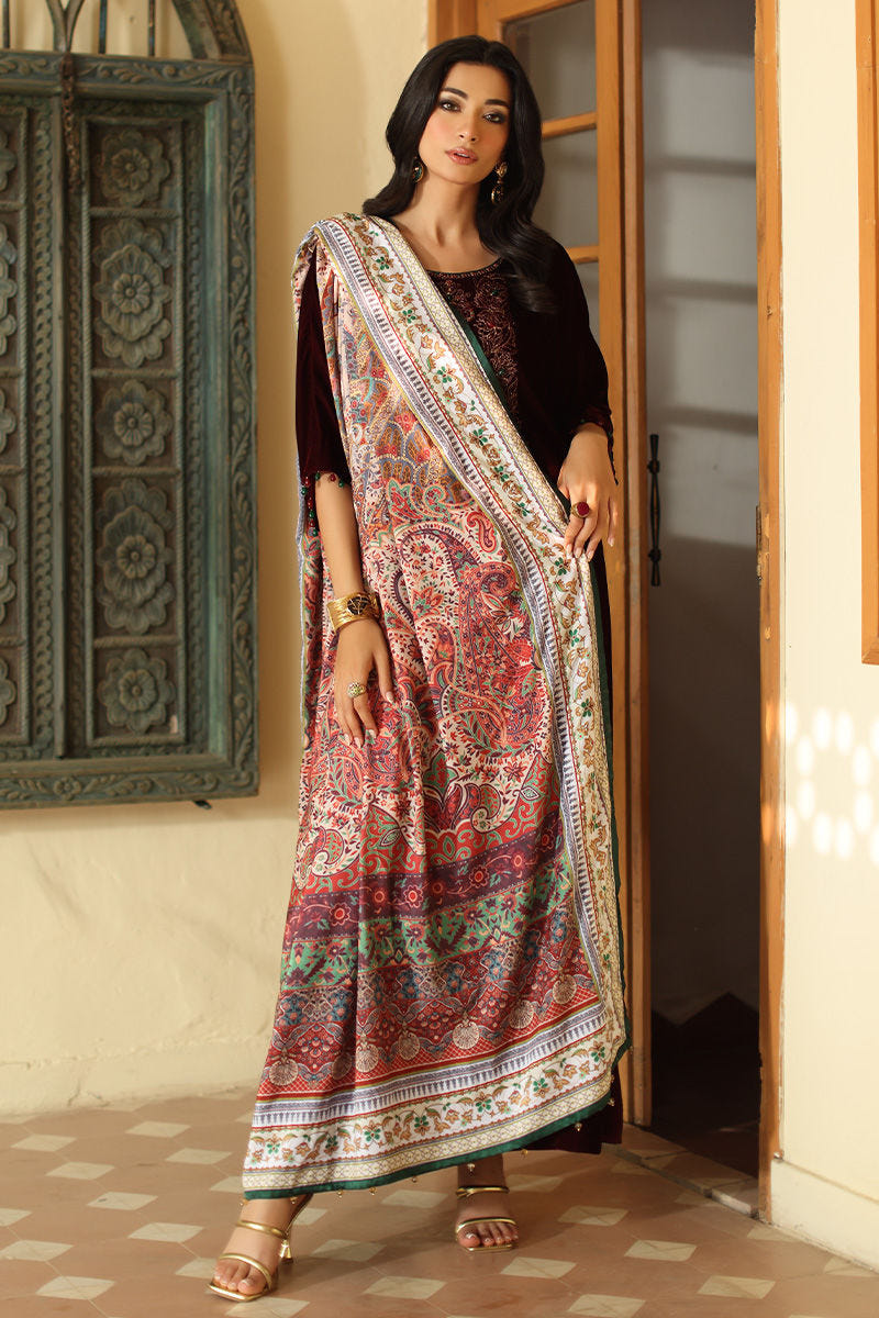 Aisha Imran | Printed Panache Velvet Shawls 25 | Sarai Shirt and Pants